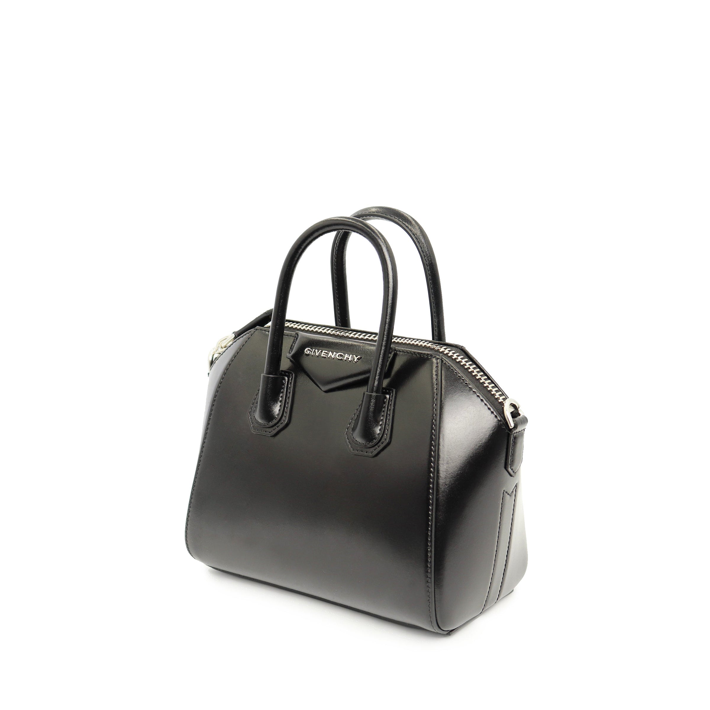 Givenchy Antigona medium pouch for Women - Black in UAE