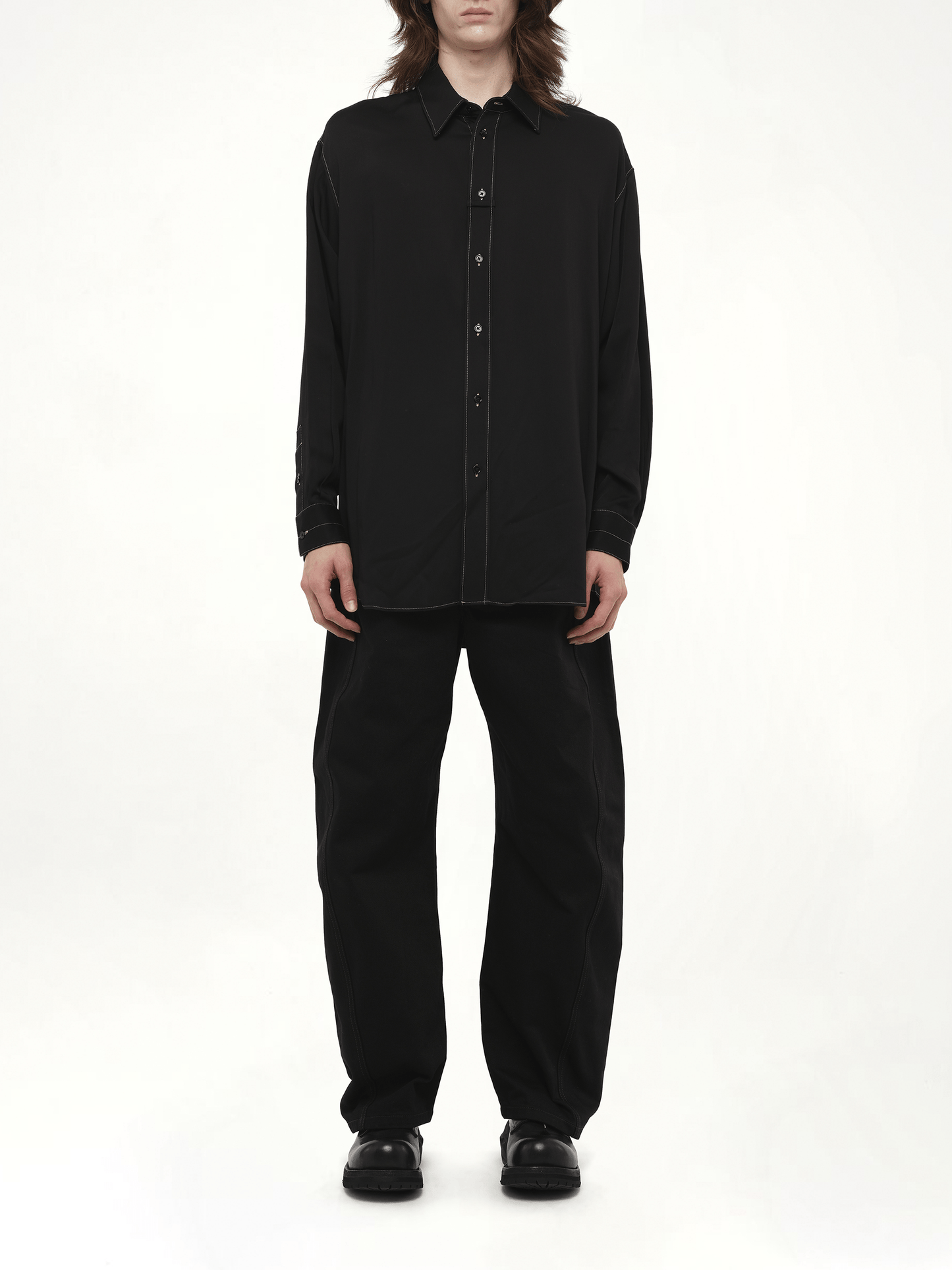 Loop Shirt in Black