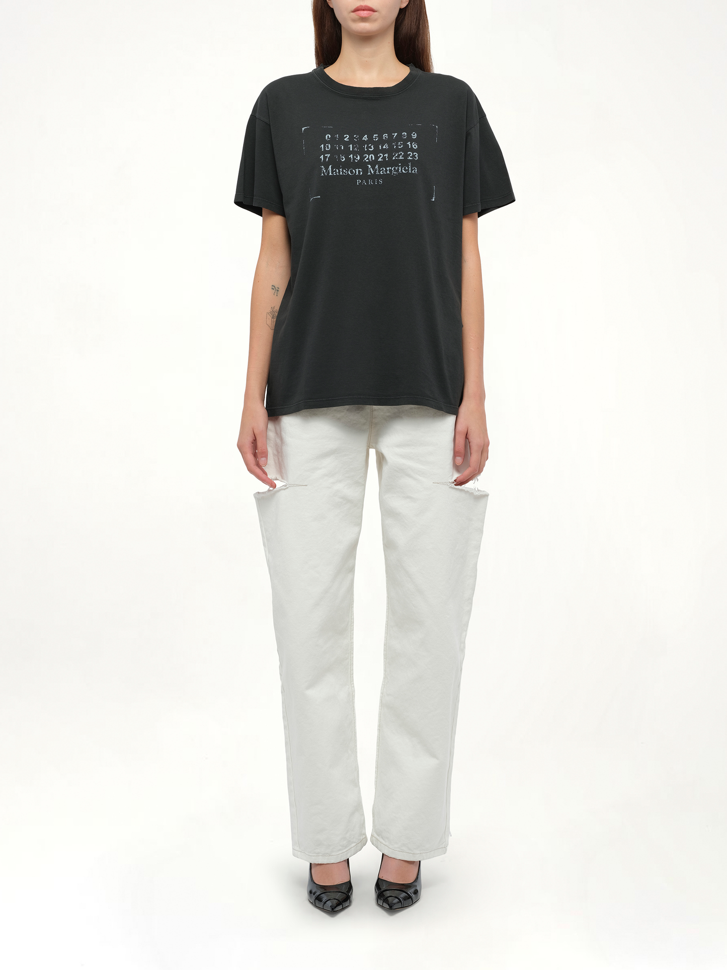 Logo T-Shirt in Washed Black