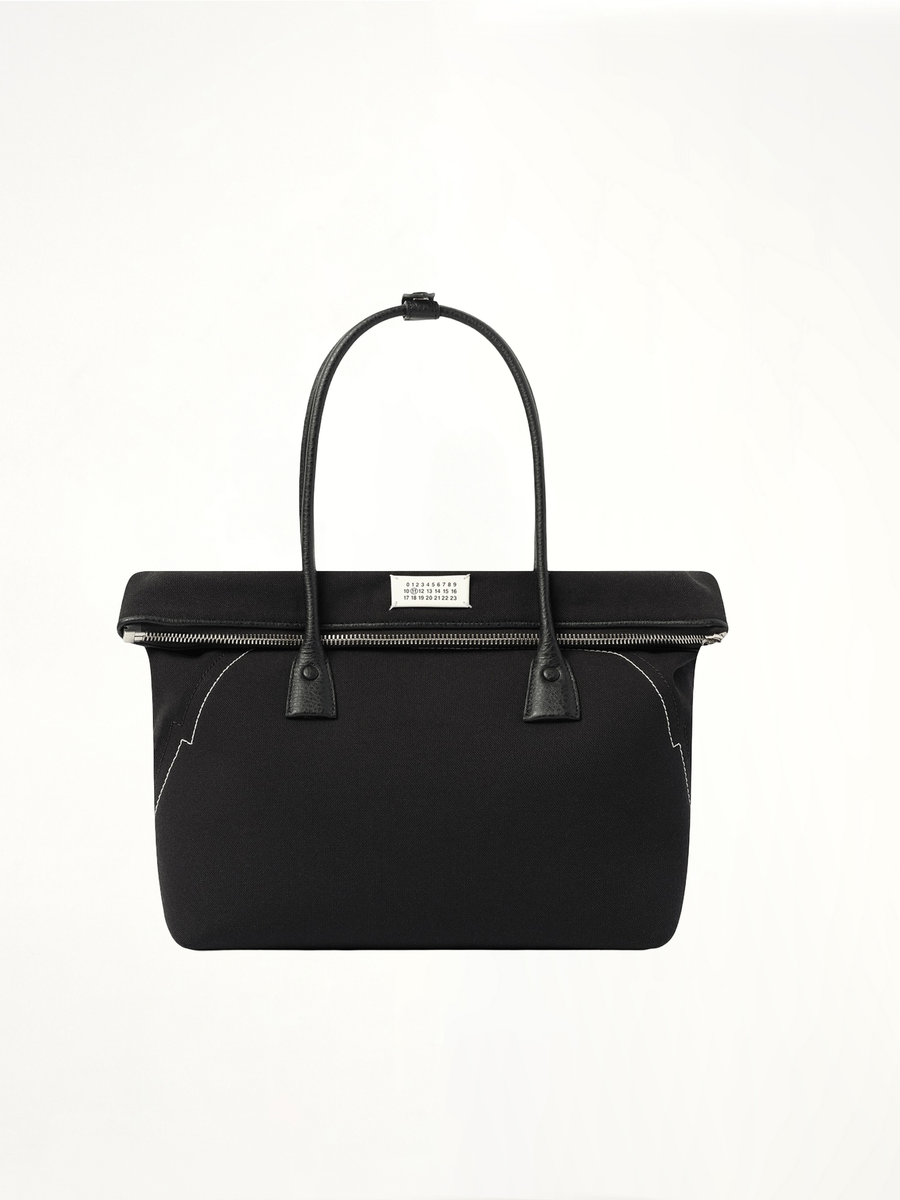 5AC Medium Shopping Bag in Black