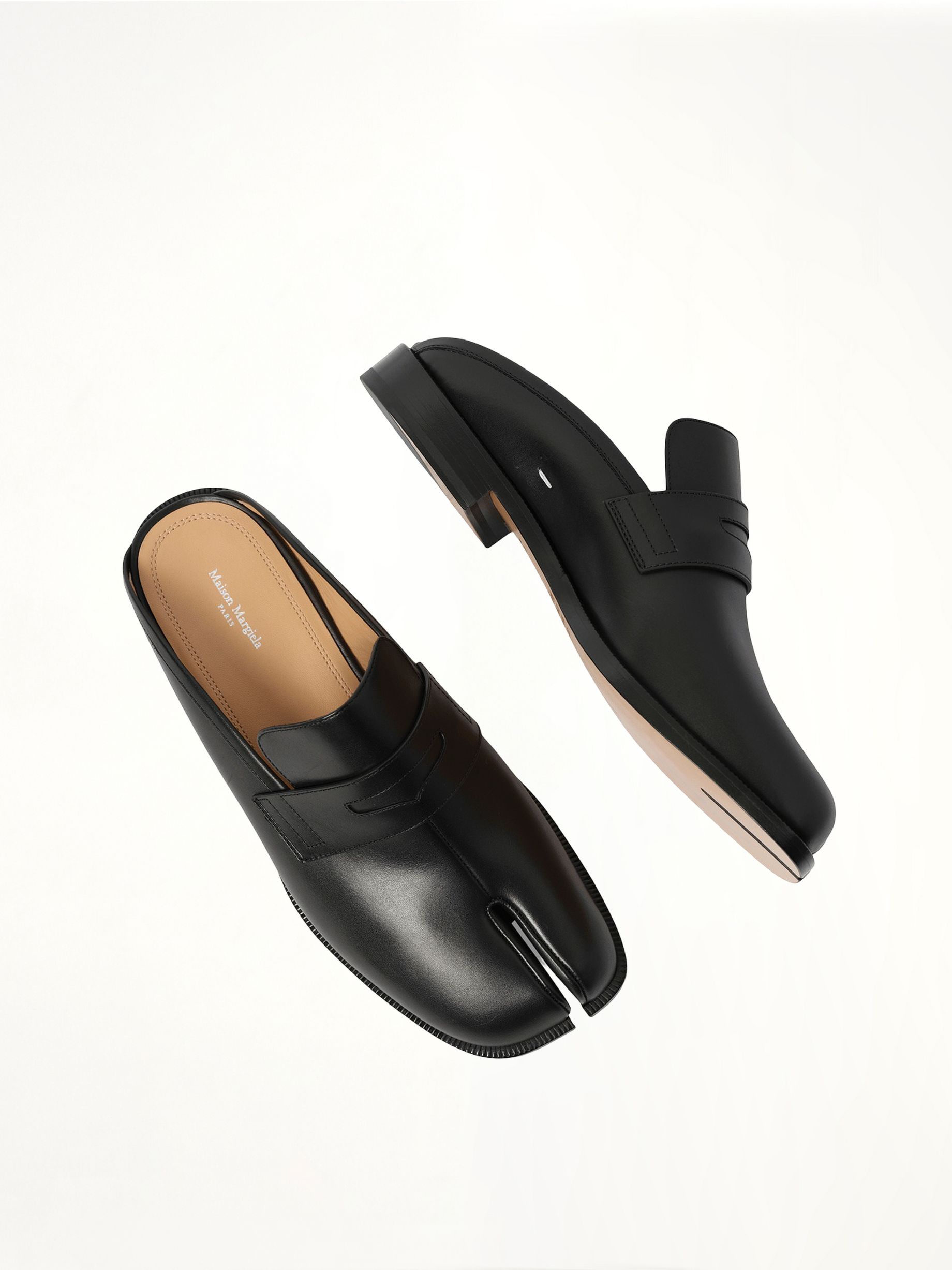 Tabi Loafer Mule in Black Top View | MAISON MARGIELA