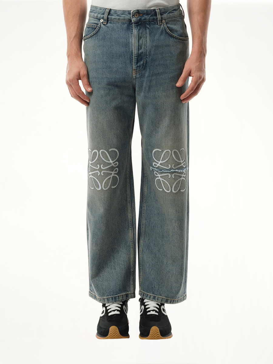Anagram Baggy Distressed Jeans AF in Washed Denim