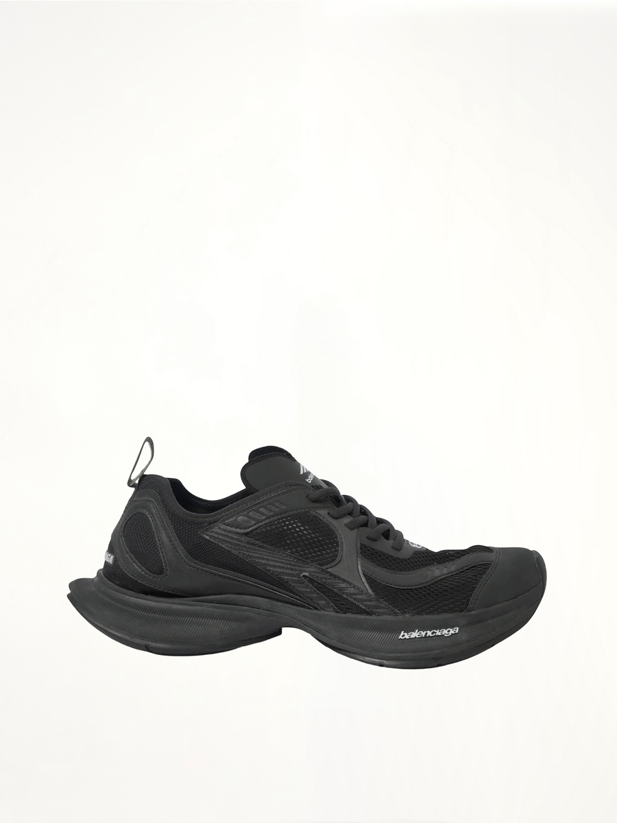 Circuit Sneaker in Black Side View | BALENCIAGA