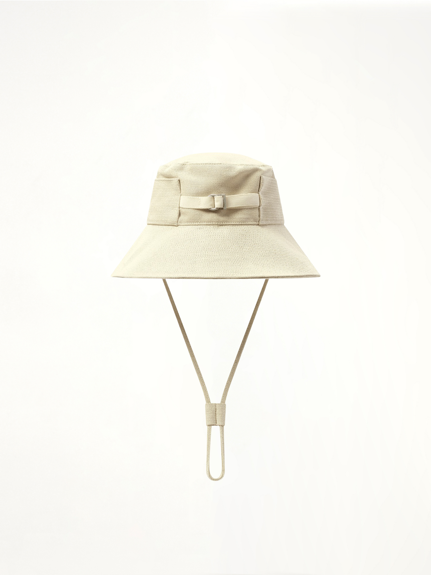 Le Bob Denim Bucket Hat in Off White