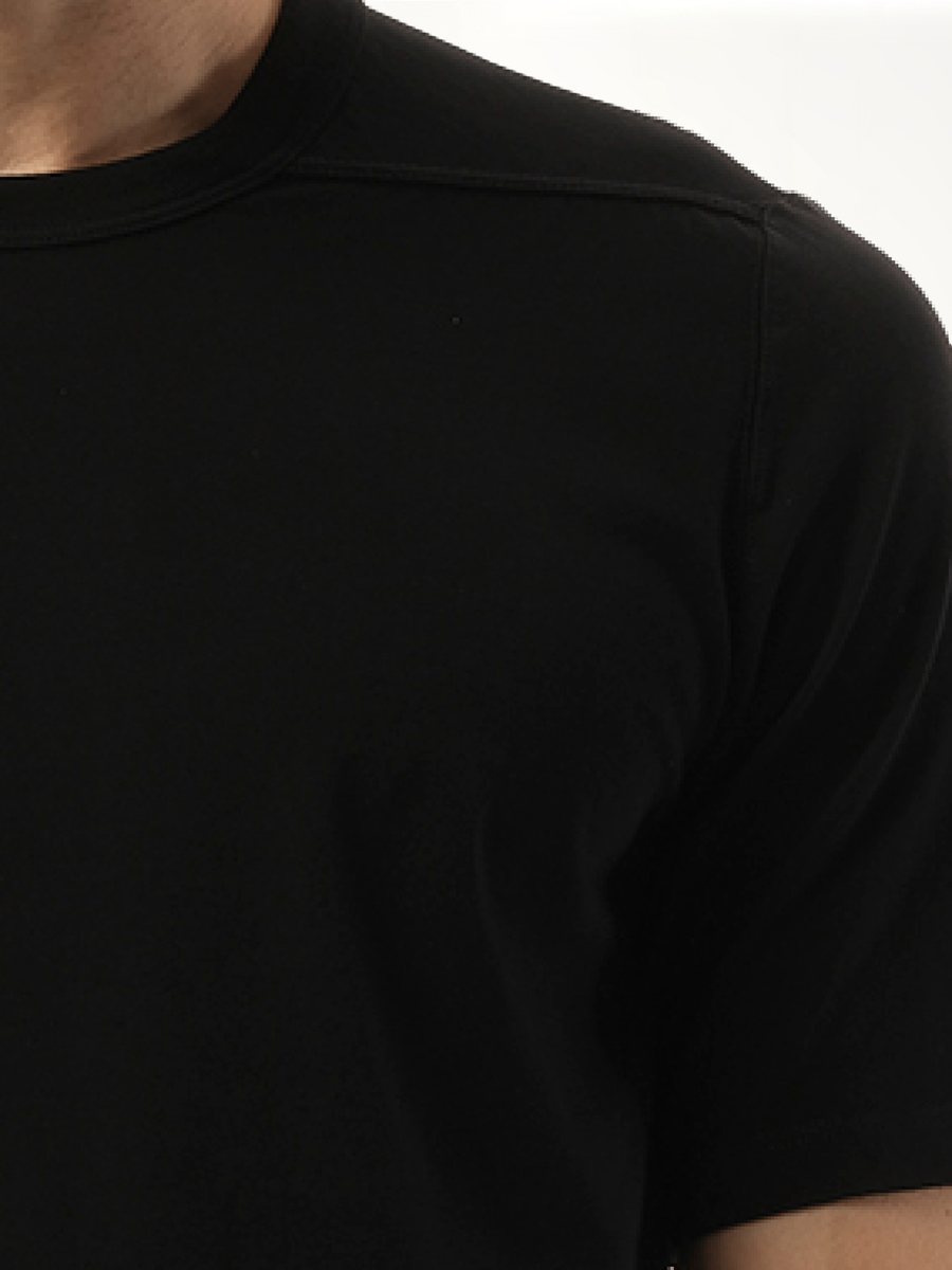 Level T-Shirt in Black