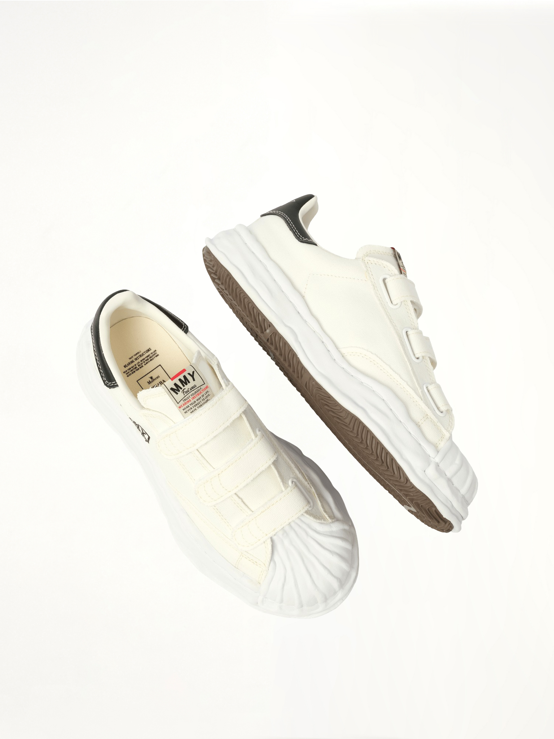 Blakey OG Velcro Sneaker in White Top View | MAISON MIHARA YASUHIRO