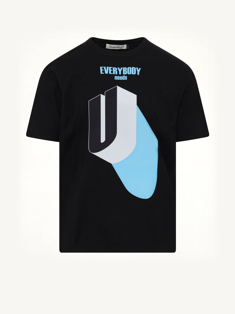 Everybody Needs U T-Shirt in Black
