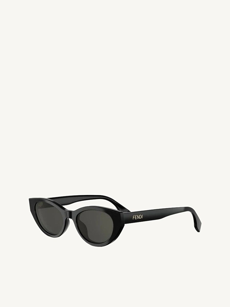 Fendi Lettering FE40209I 5101A Sunglasses in Black