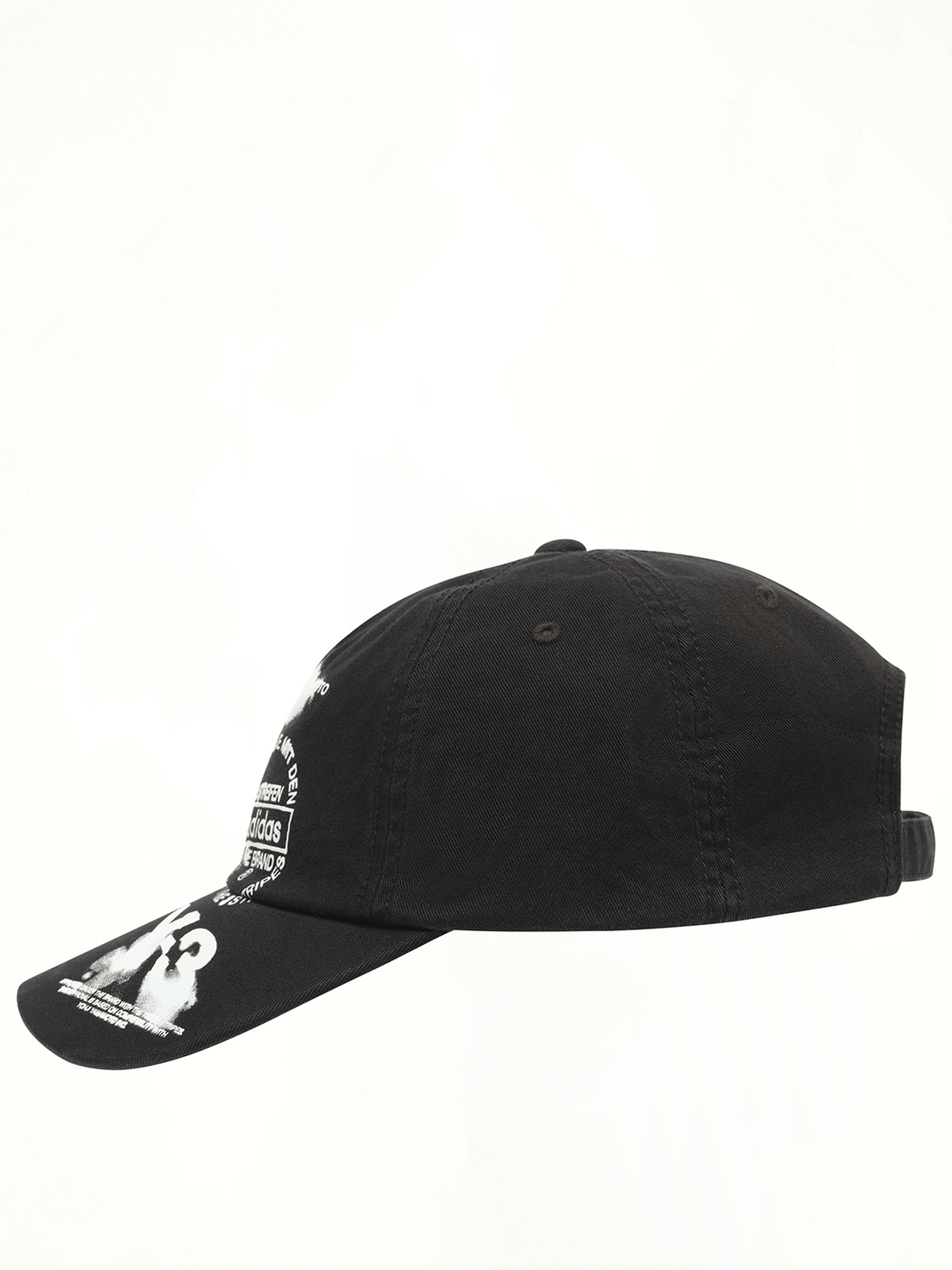 Graphic Cap in Black
