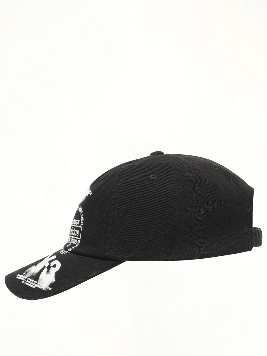 Graphic Cap in Black