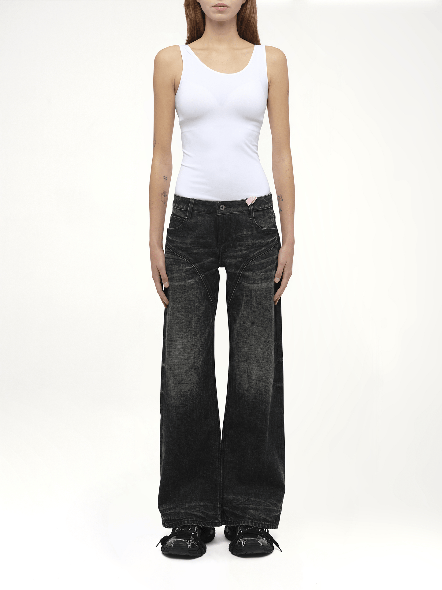 Dirty Wash Straight Jeans in Black