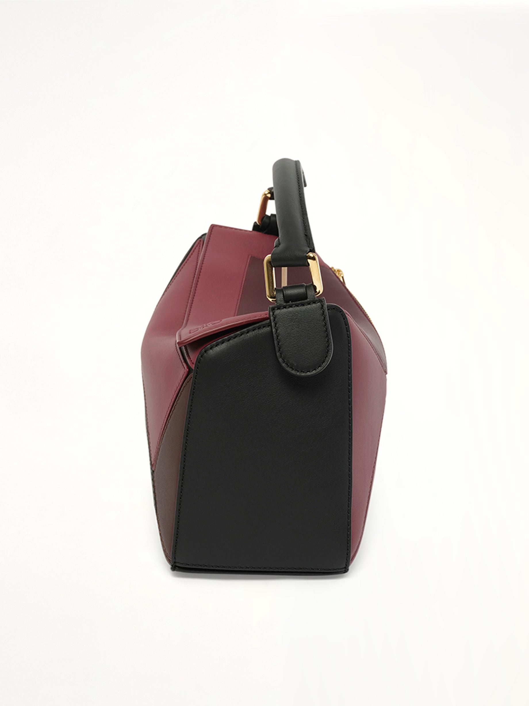 Puzzle S Square in Black/Burgundy