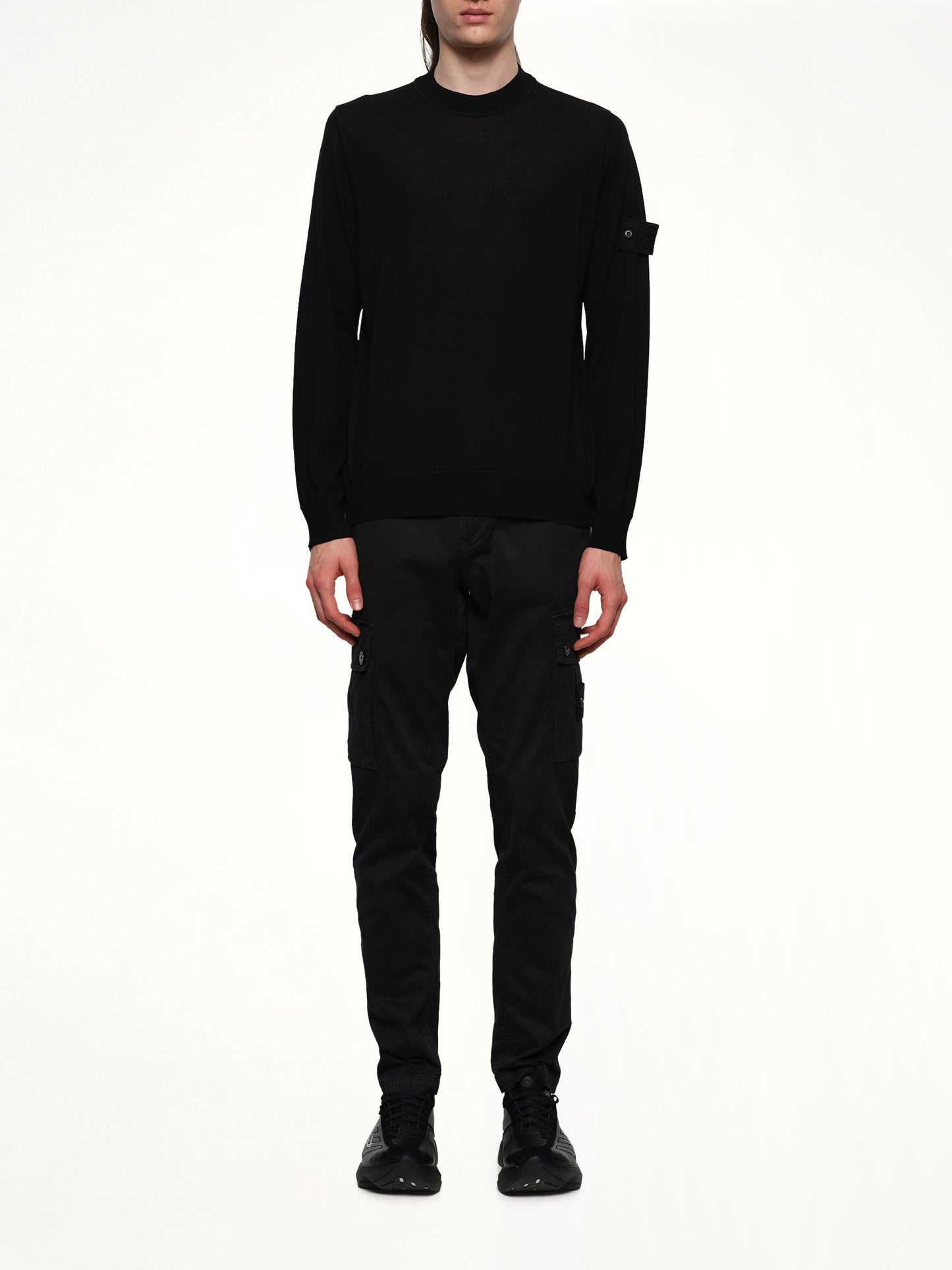 510007 Wool Crew Neck Sweater in Black