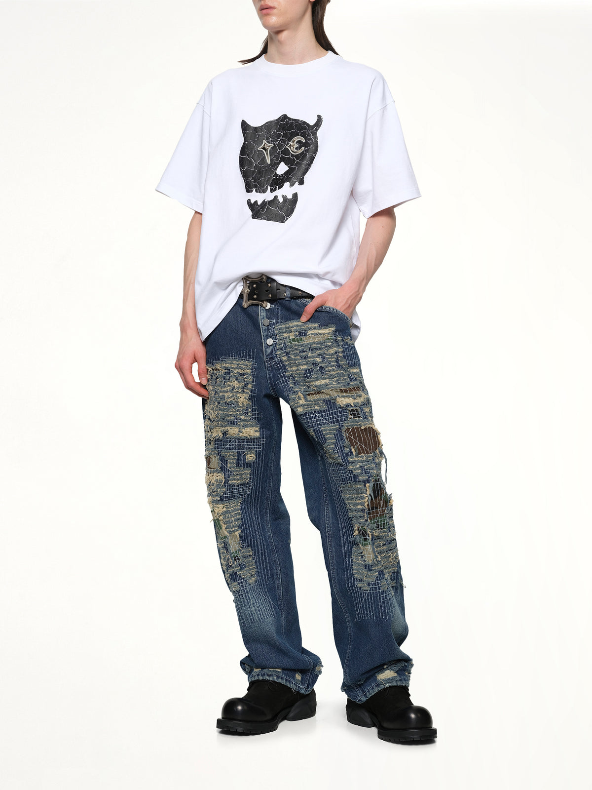 ホワイトのTCスカルTシャツ