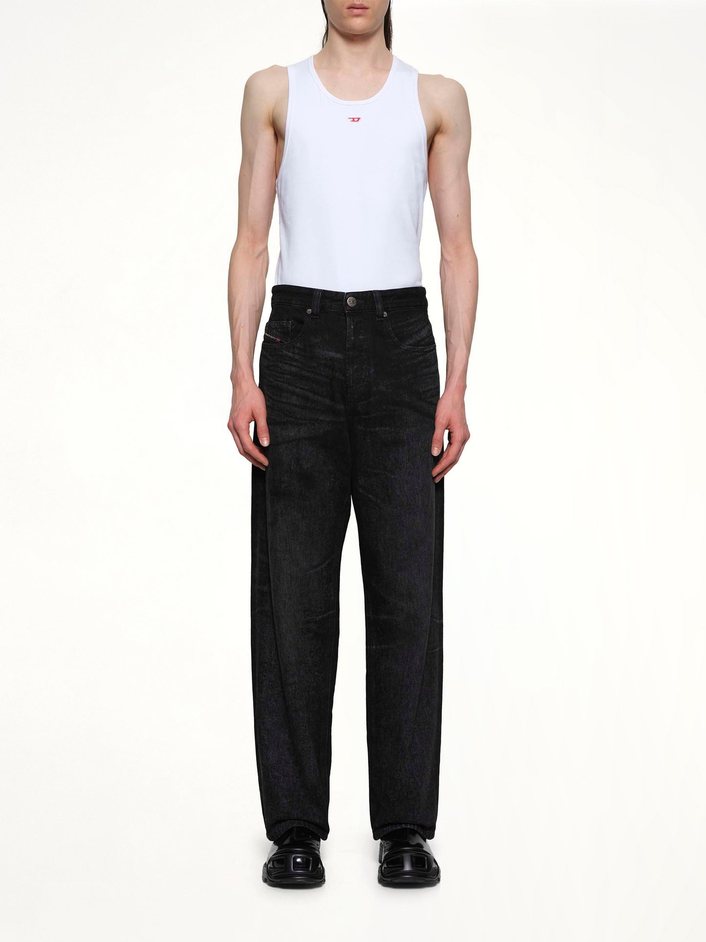 2001 D-MACRO-FSH Relaxed Jeans in Black