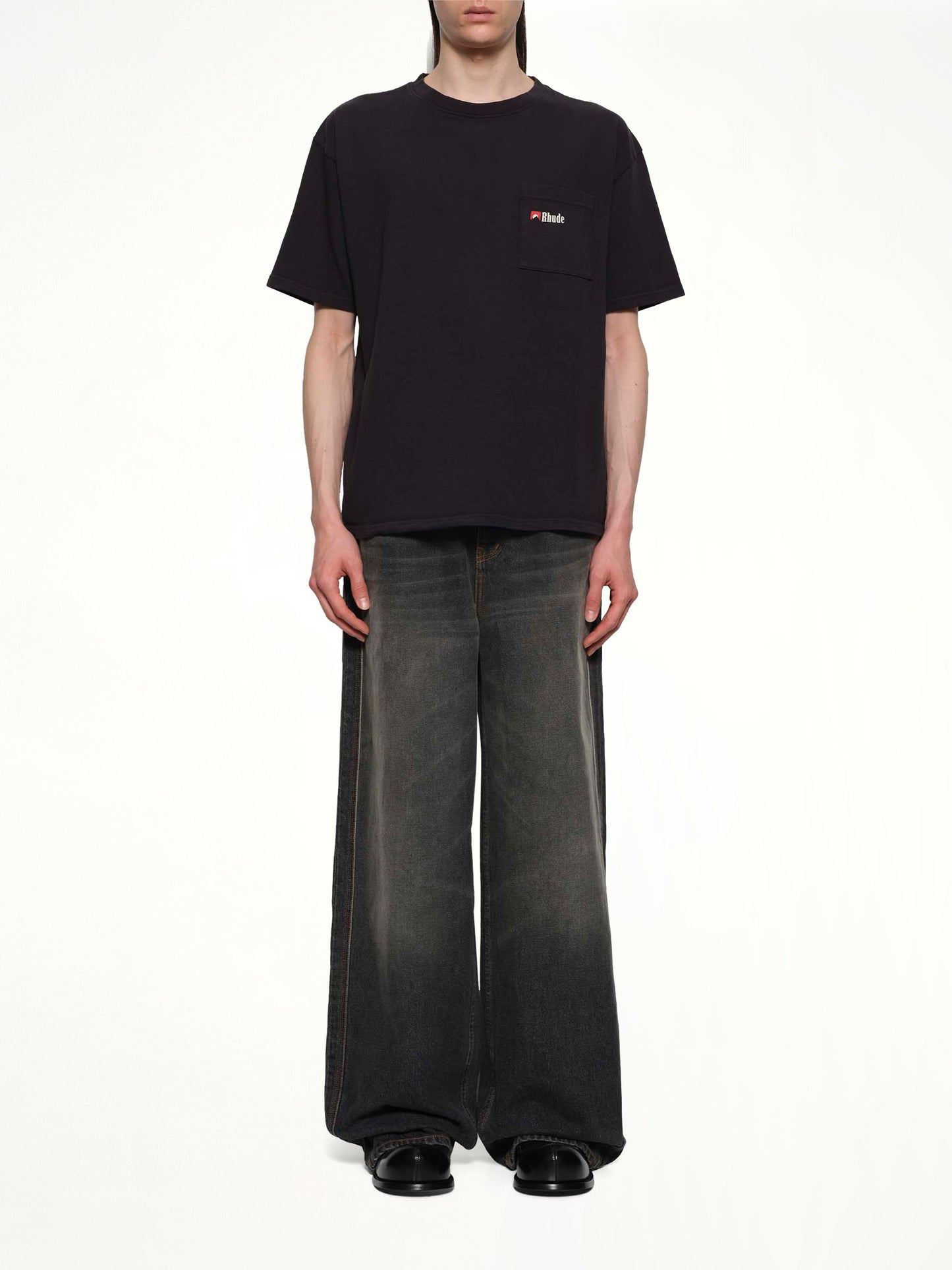 Moonlight Wolf Pocket T-Shirt in Vintage Black