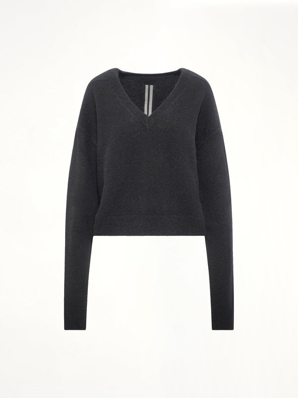Tommy V Neck in Black