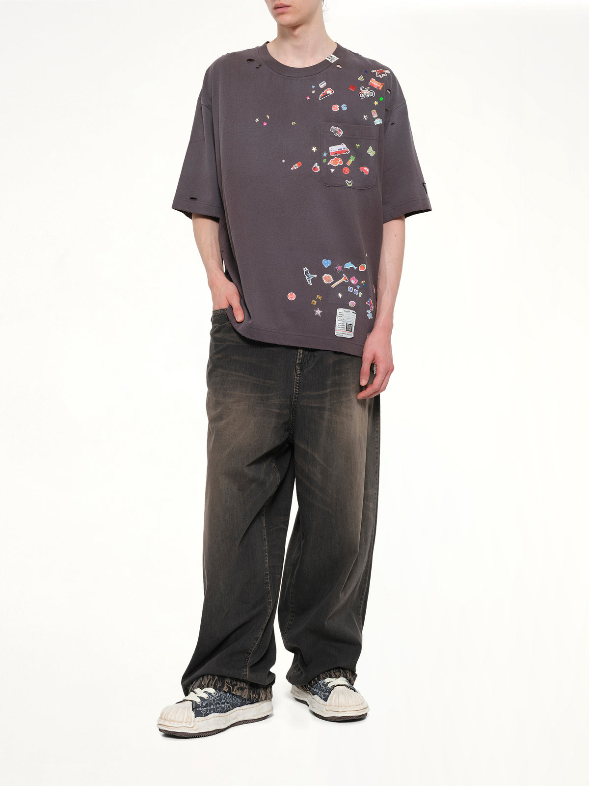 Kids Sticker T-Shirt in Black