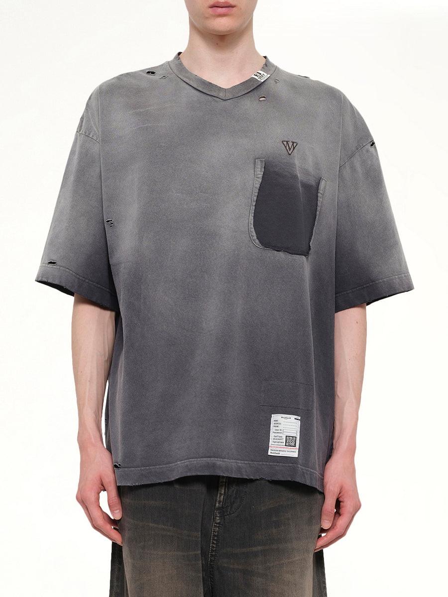 Sun Faded V Neck T-Shirt in Black