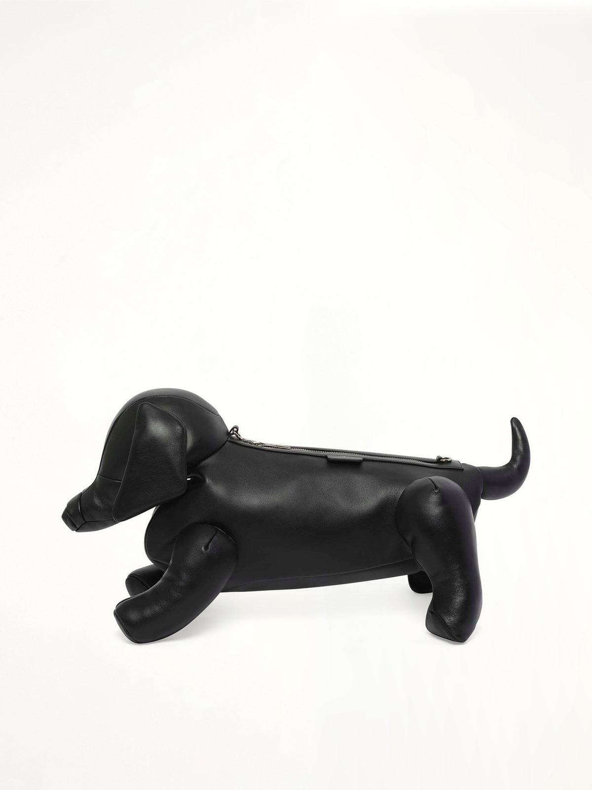 Medium Dachshund Bag in Black