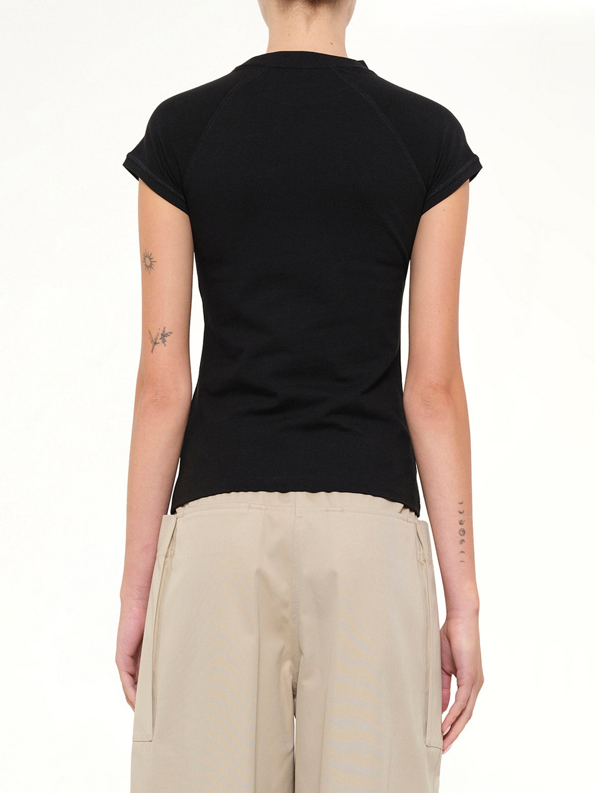 Small Fit T-Shirt in Black