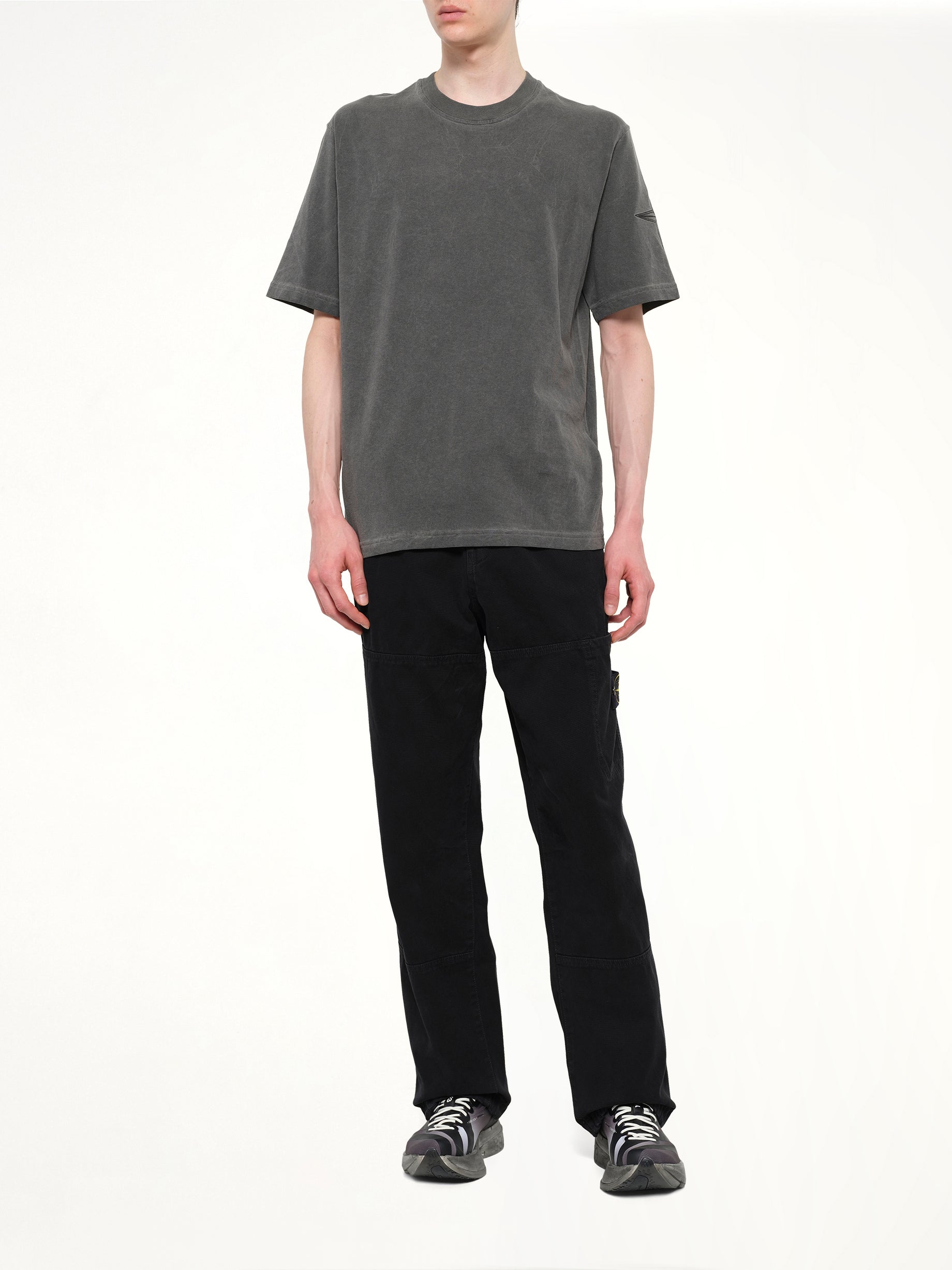 2100024 Garment Dyed T-Shirt in Black