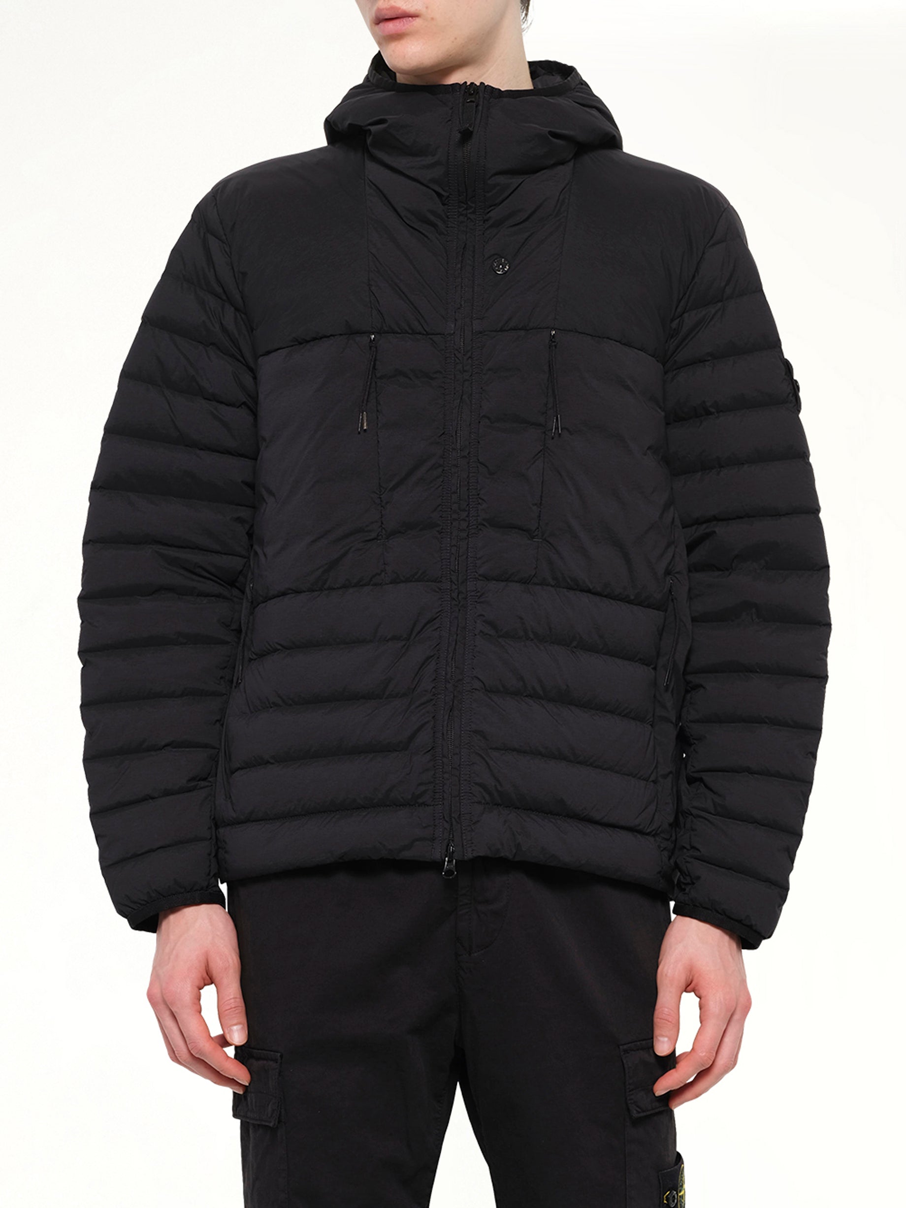 4100107 Seamless Tunnel Nylon Down Jacket in Black