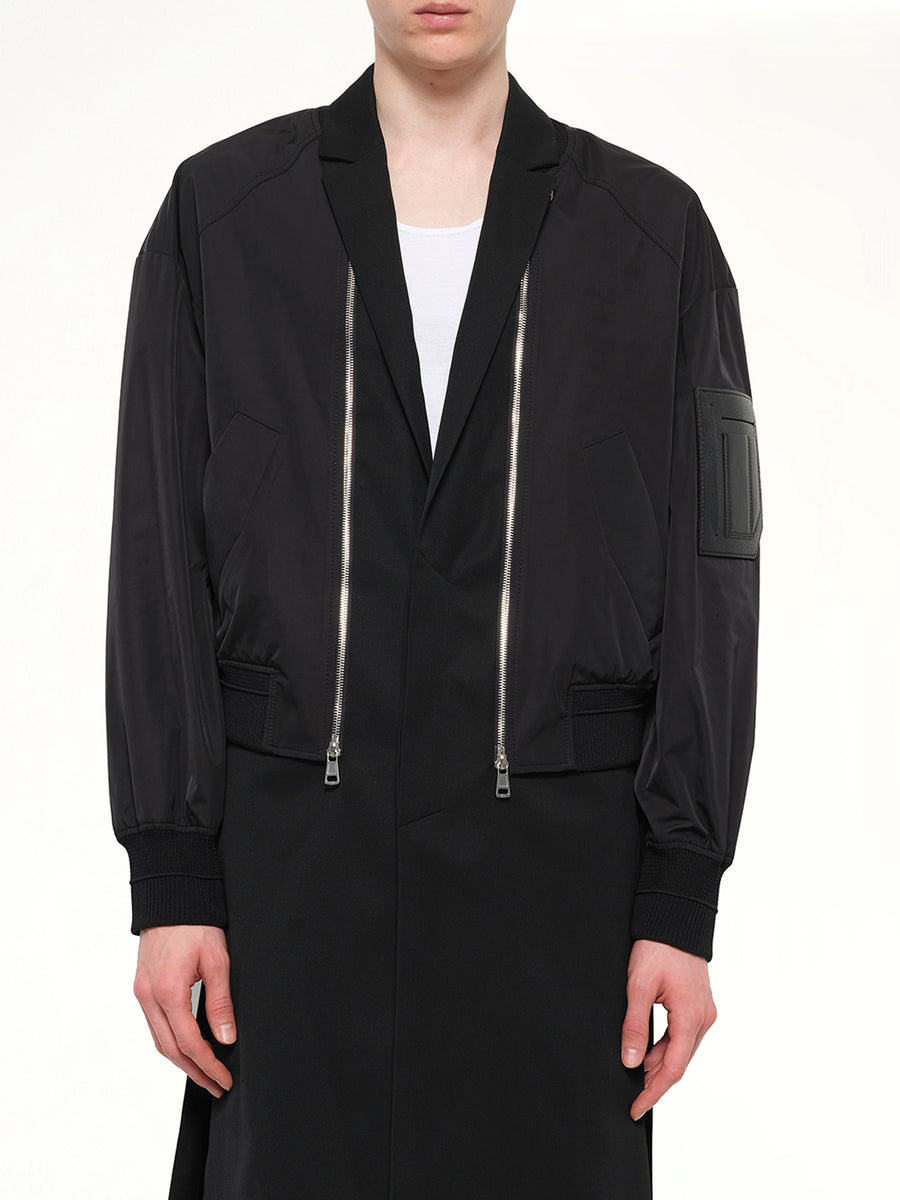 Juunj Jacket in Black