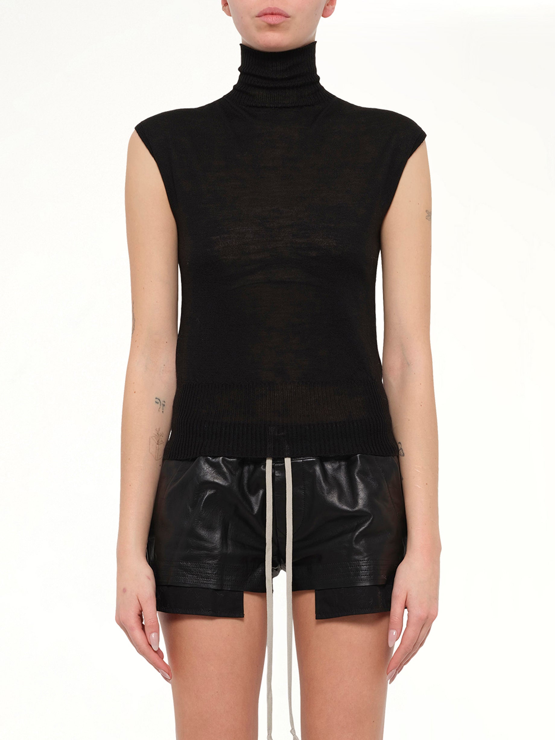 Lightweight Wool SL Turtle in Black