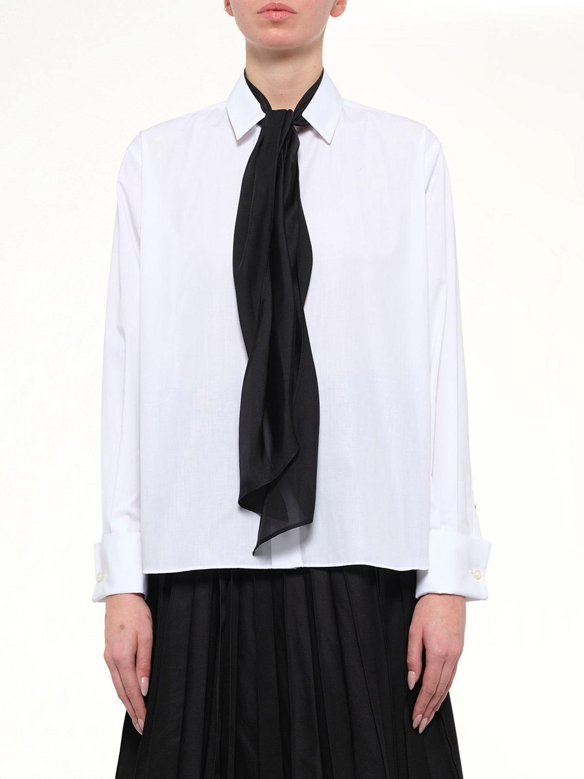 Poplin Shirt with Tie in Off White