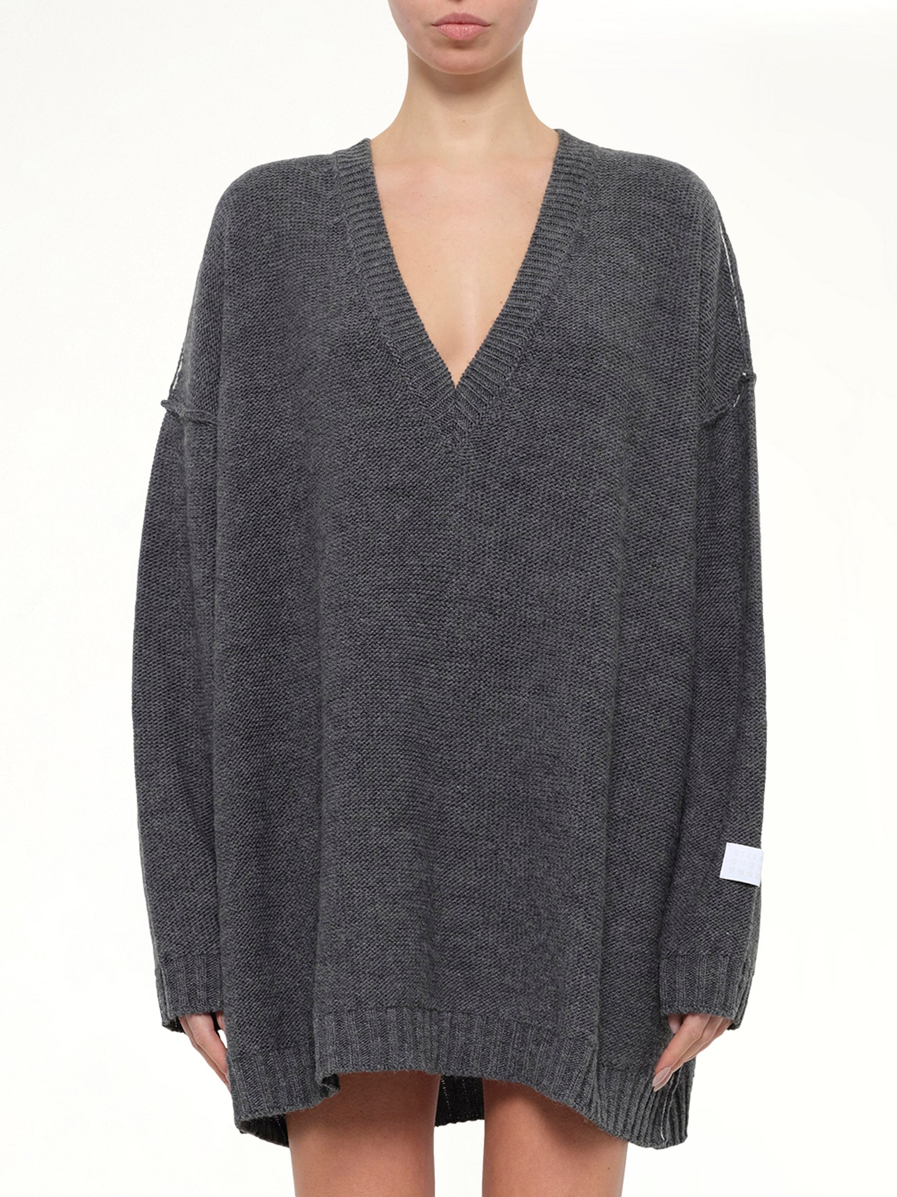 V-Neck Sweater in Grey Melange