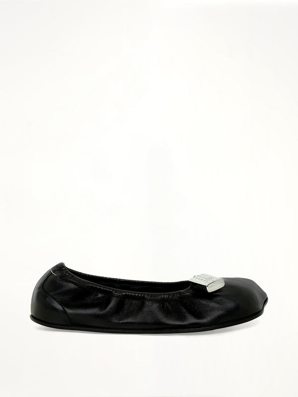 Lock Ballet Shoe in Black
