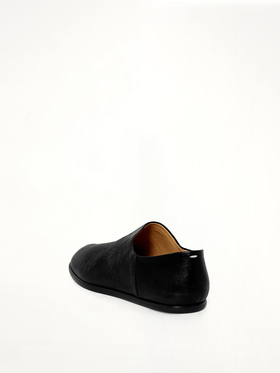 Tabi Babouche Grain Leather in Black