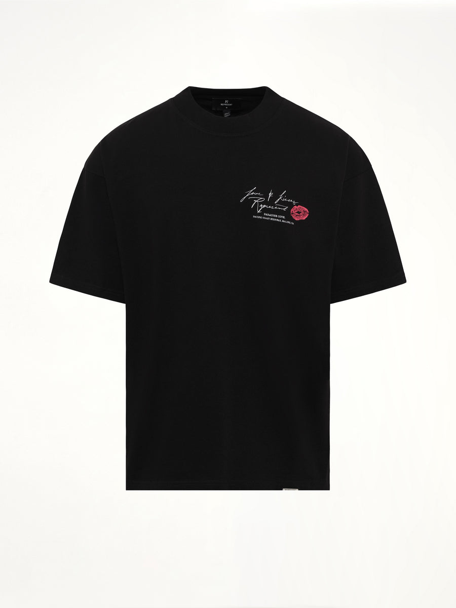Love And Kisses T-Shirt in Jet Black