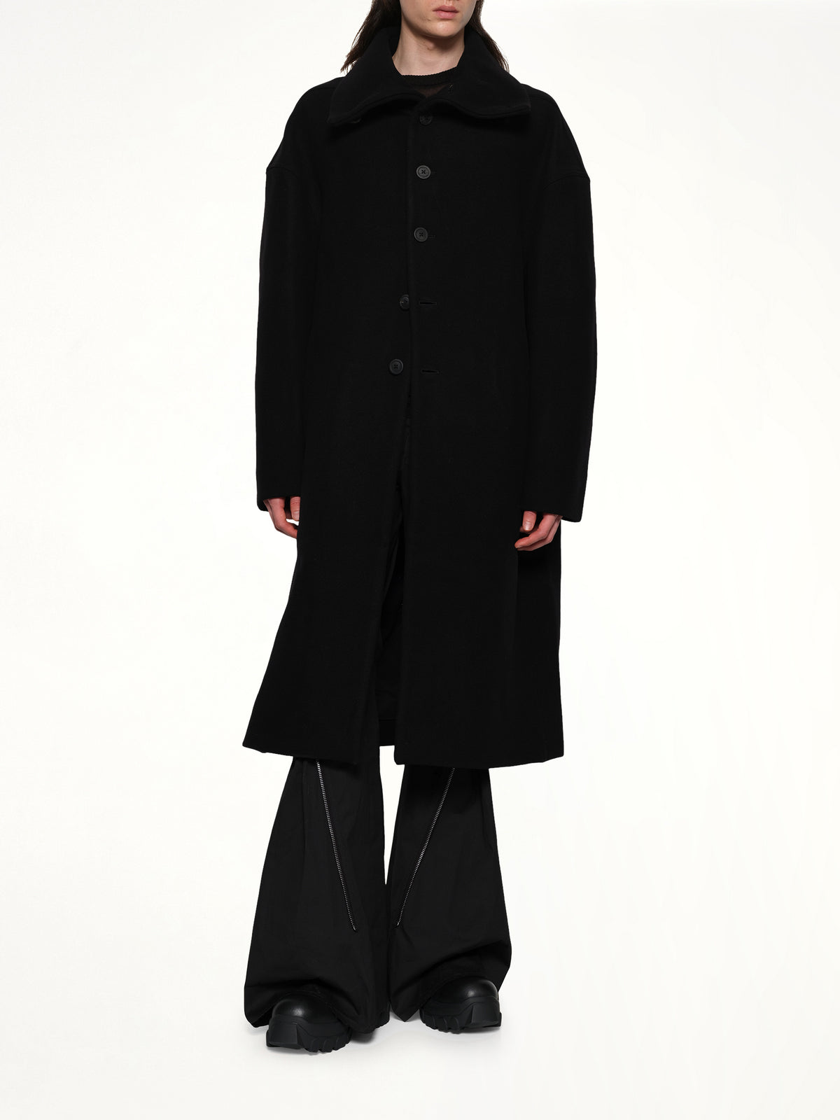 Dracucollar Coat in Black