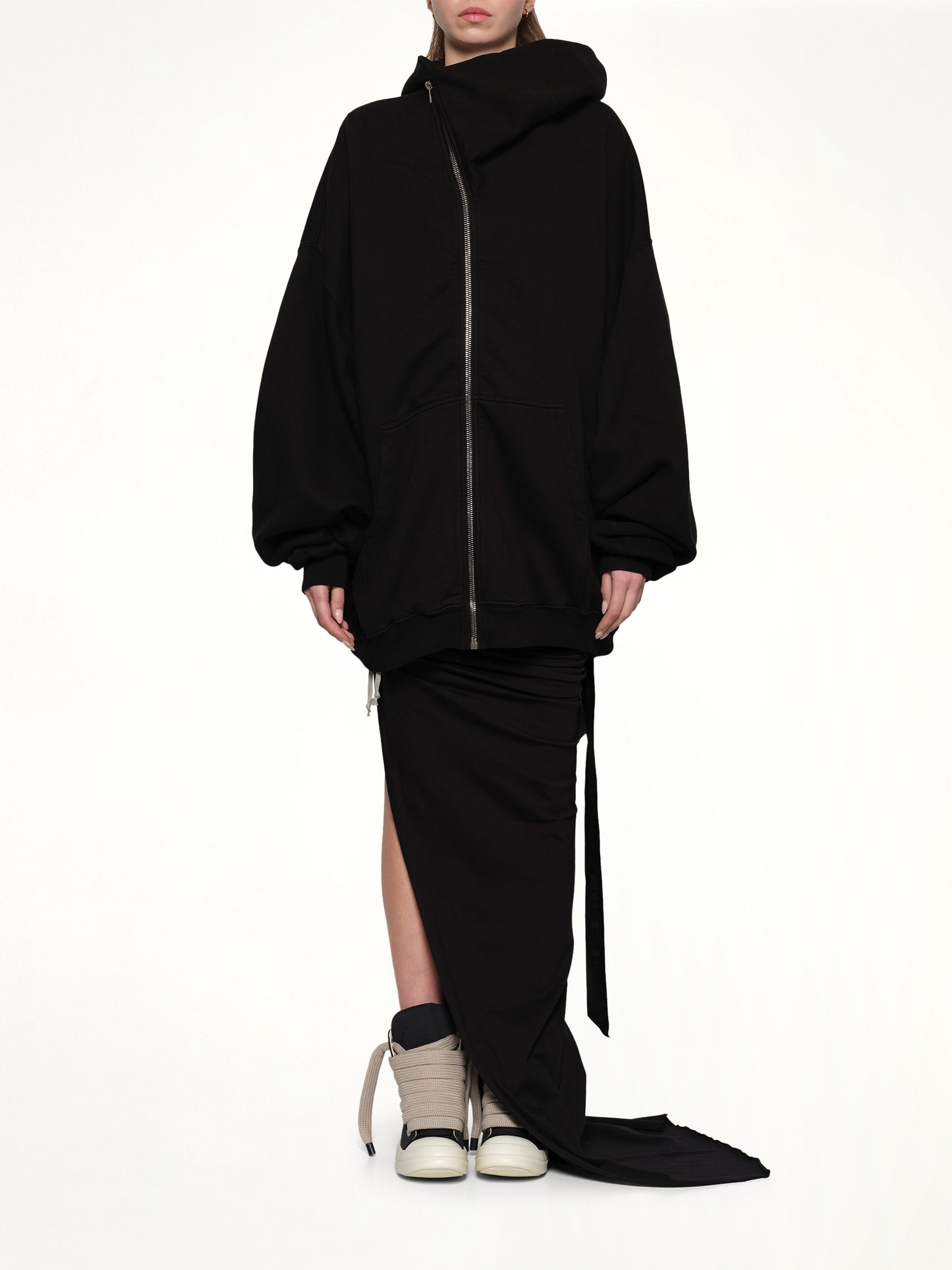 Megamountain Hoodie in Black