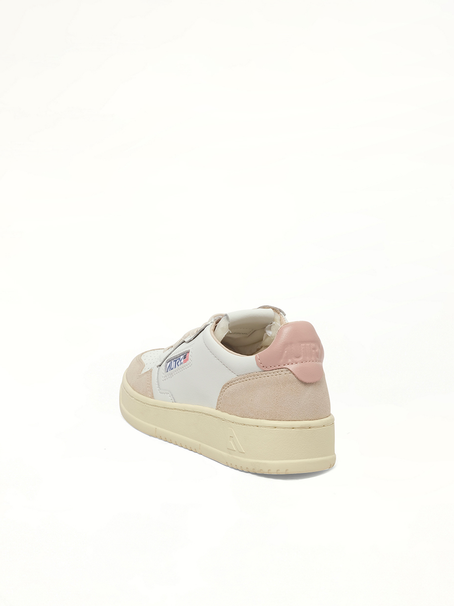 Medalist Low Sneakers in White/Powder Back View | AUTRY