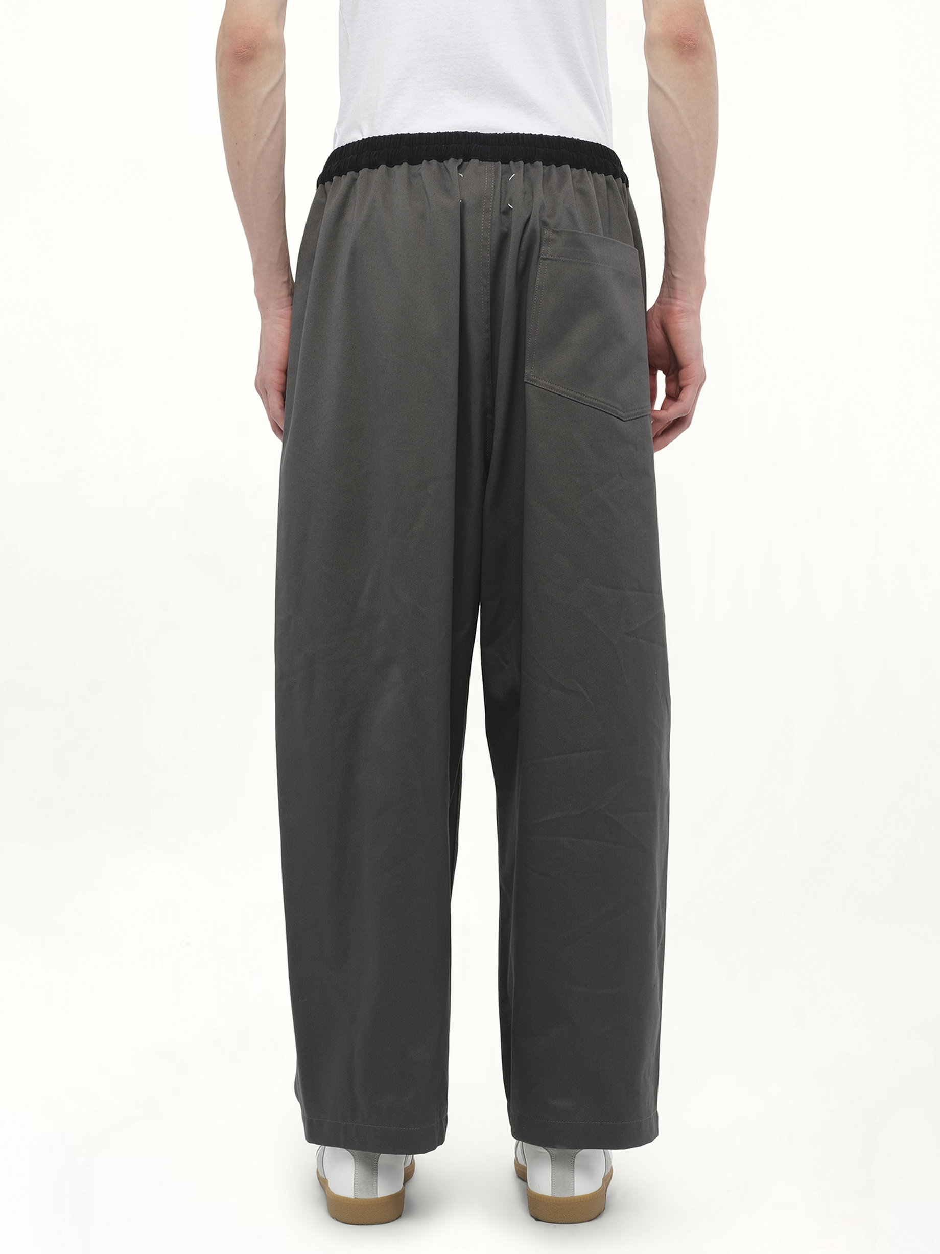 Stone Washed Relax Chinos in Dark Grey