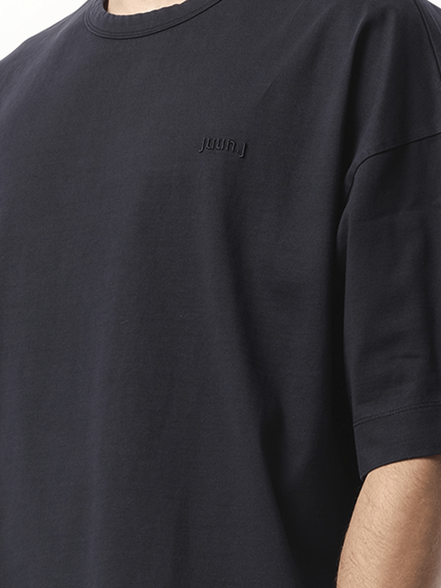 Juunj Language Lettering Dyed Over Fit T-Shirts in Black