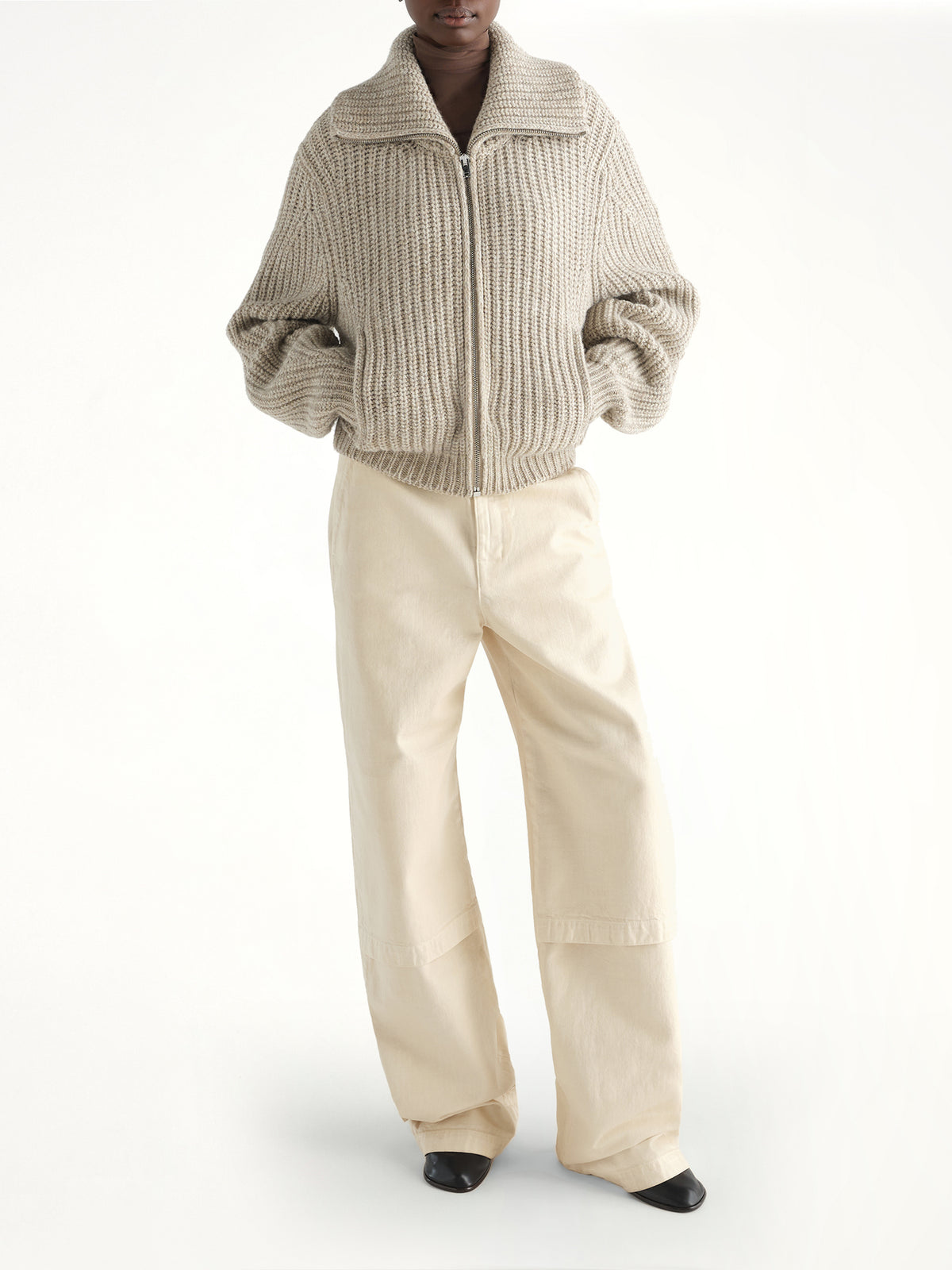 Zipped Cardigan in Beige/Oat