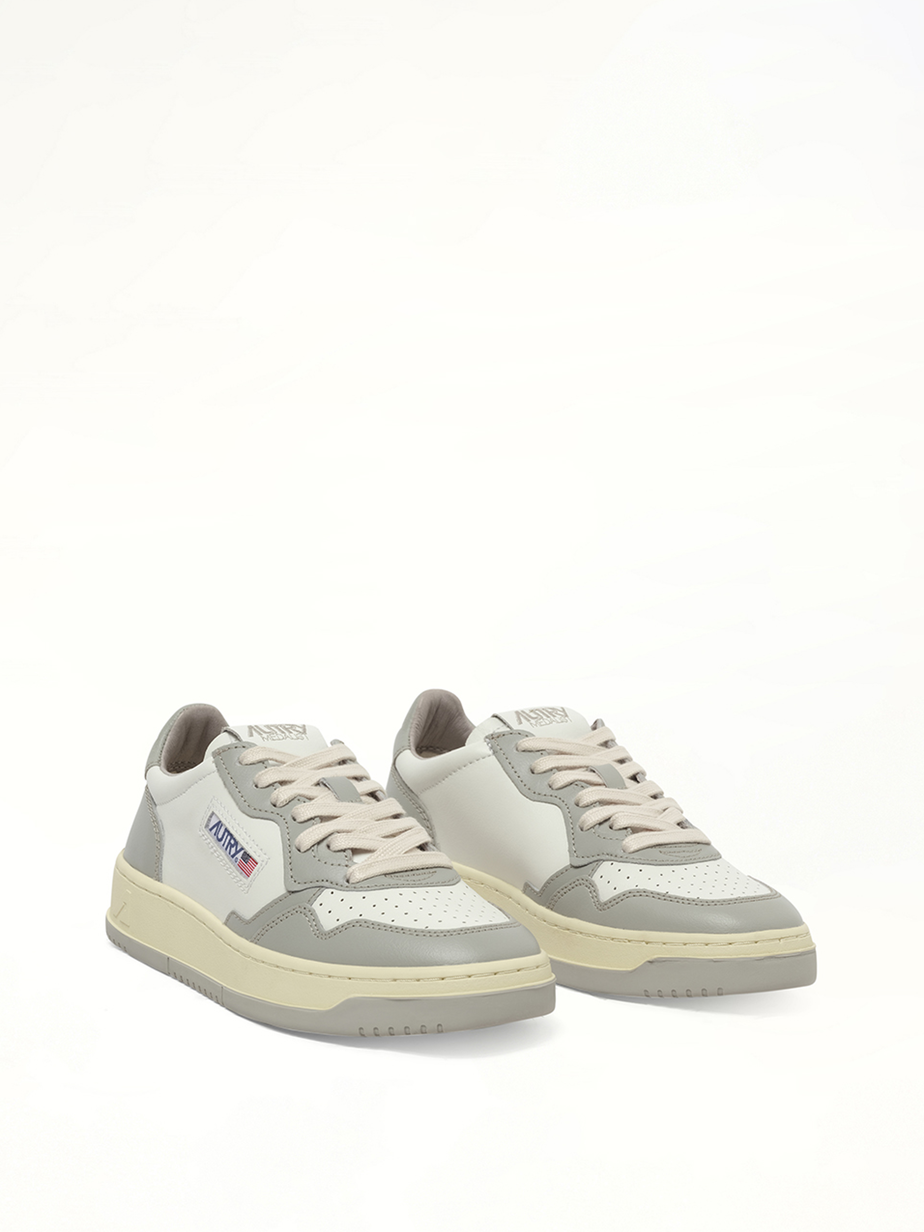 Medalist Low Sneakers in White/Vapor Front View | AUTRY