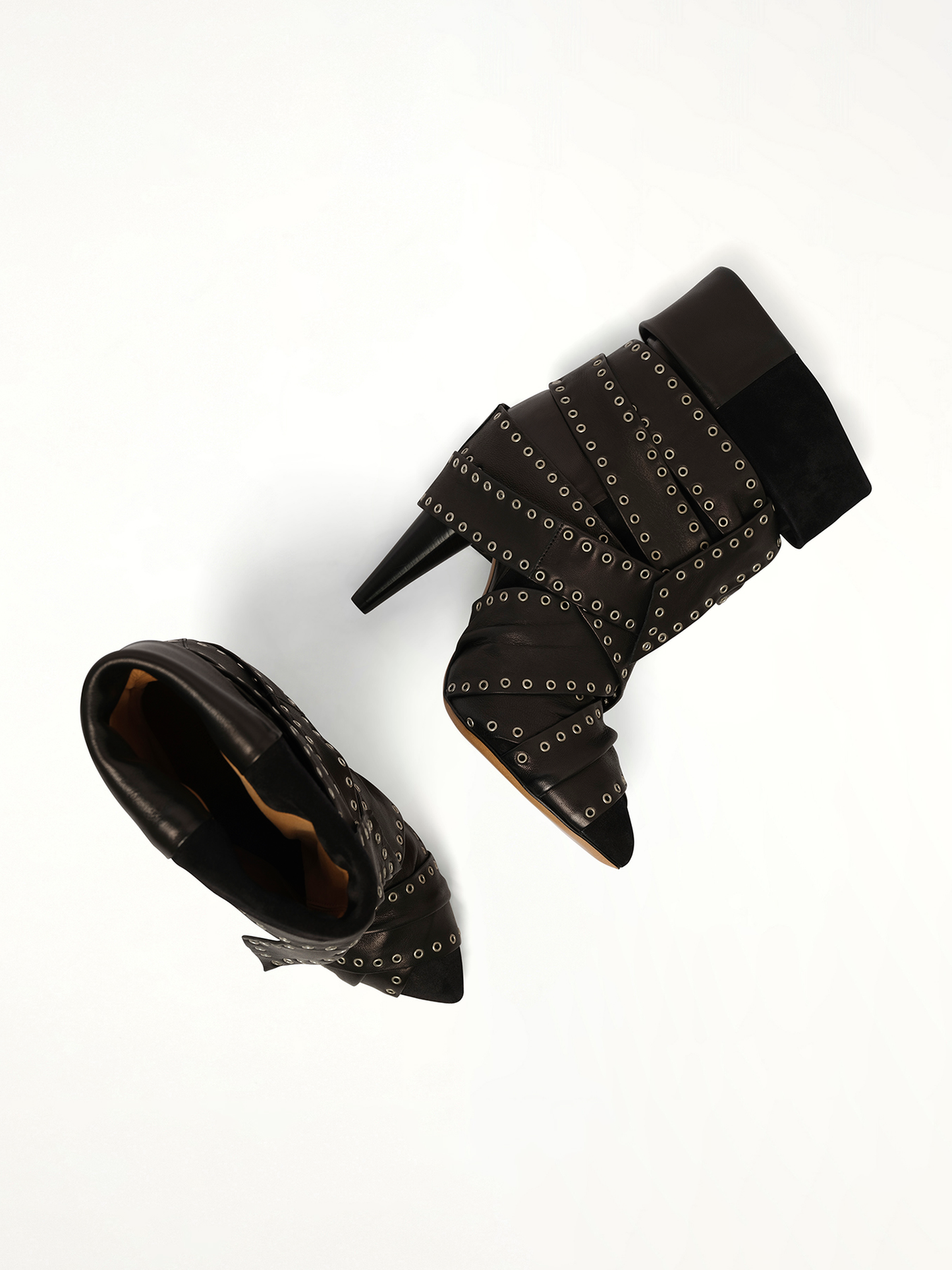 Aleen Boots in Black