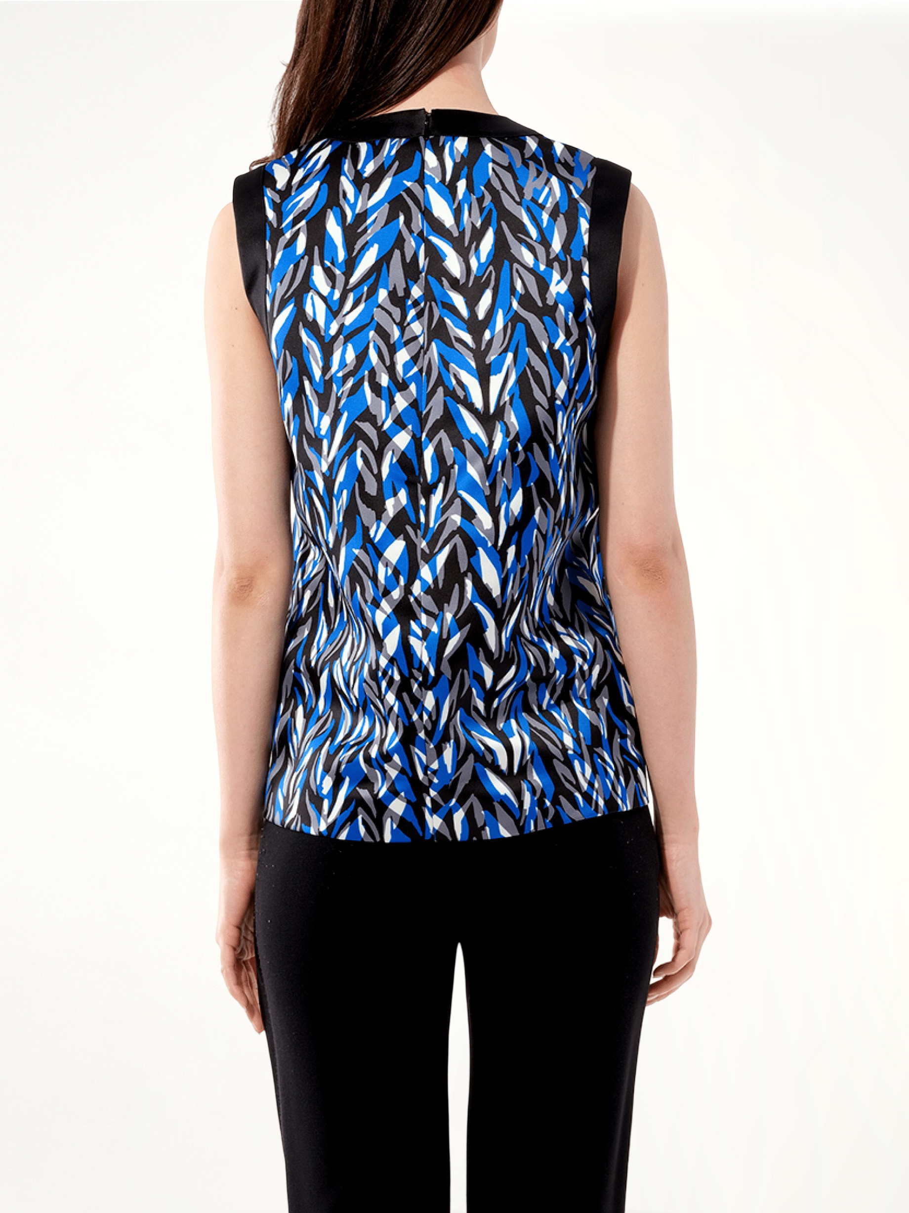 Knitwear in Blue
