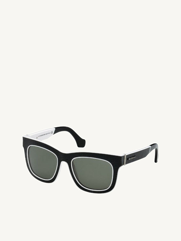 Sunglasses in Navy