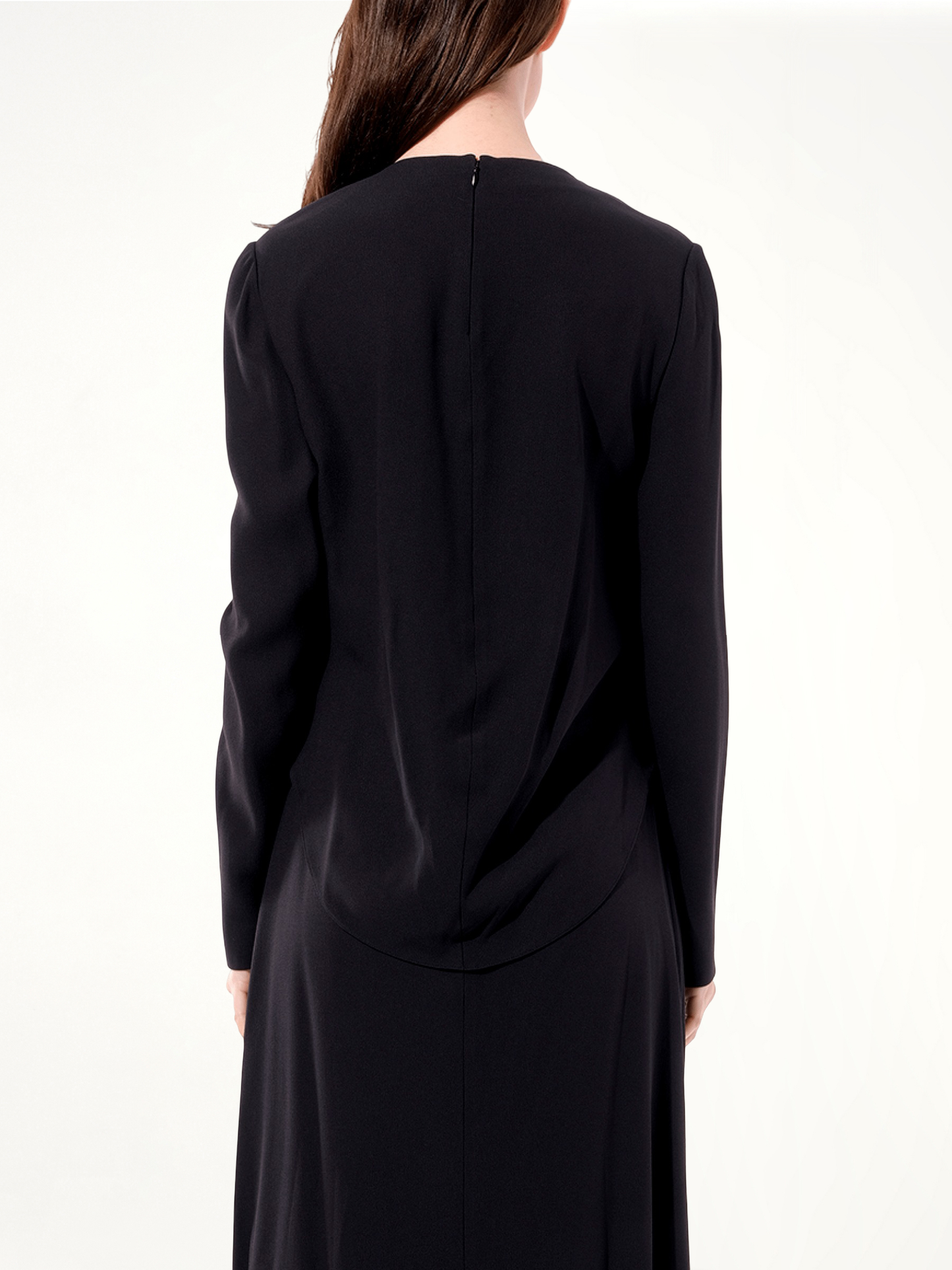 Breezy Long Sleeve Gown in Black