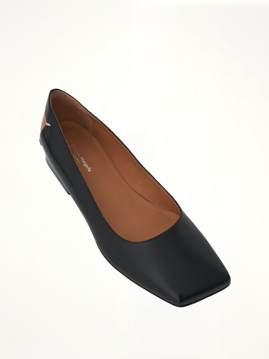 Four Stitches Decortique Ballerinas in Black Back View | MAISON MARGIELA