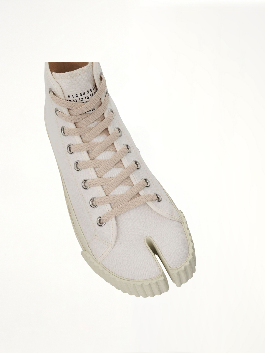 Tabi High Sneaker in White Back View | MAISON MARGIELA