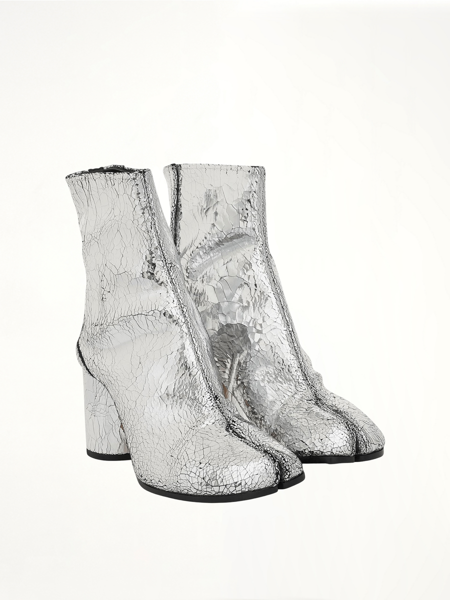 Tabi Mirror Ankle Boots 8cm in Silver Front View | MAISON MARGIELA