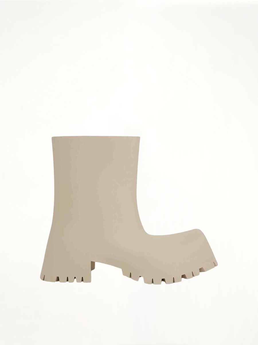Trooper Rubber Low Boot in Beige Side View | BALENCIAGA