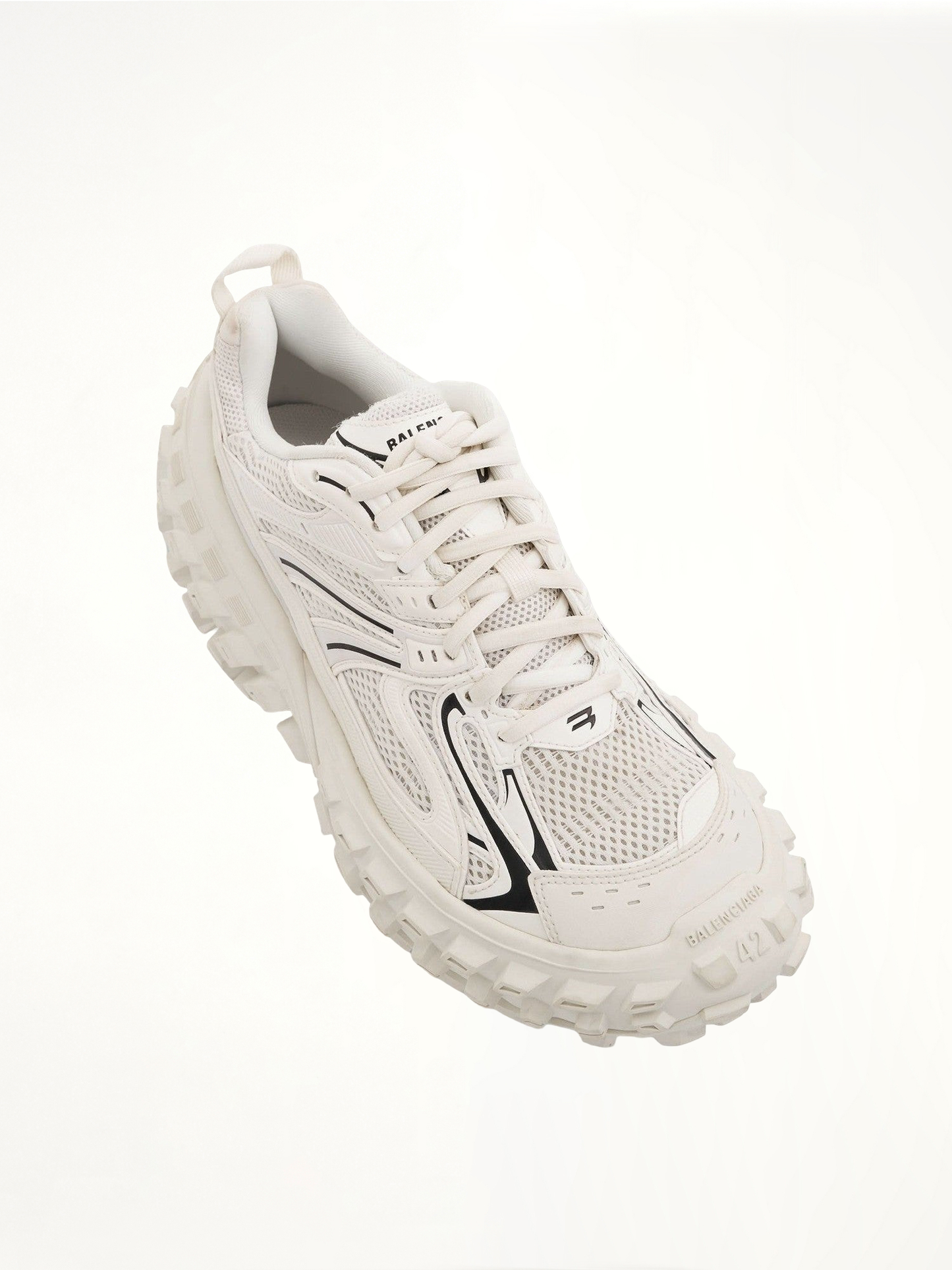 Bouncer Sneaker in Eggshell